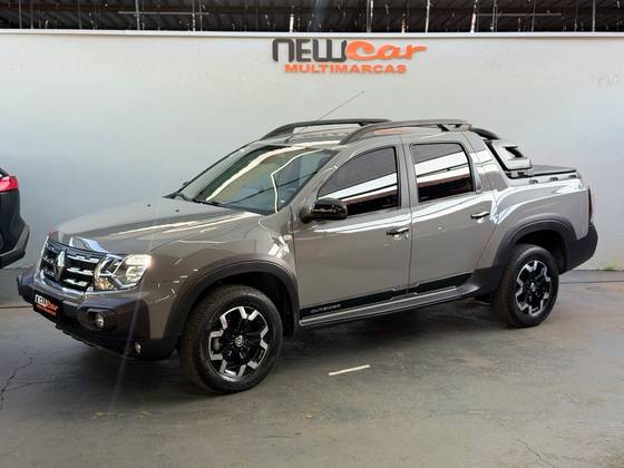 RENAULT OROCH 1.3 TCE FLEX OUTSIDER X-TRONIC RENAULT OROCH 1.3 TCE FLEX OUTSIDER X-TRONIC